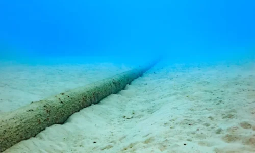 Internet cable in red sea
